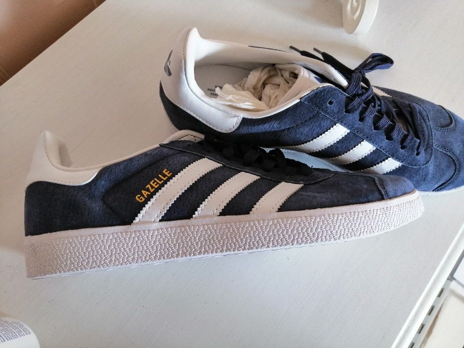 adidas gazelle 44